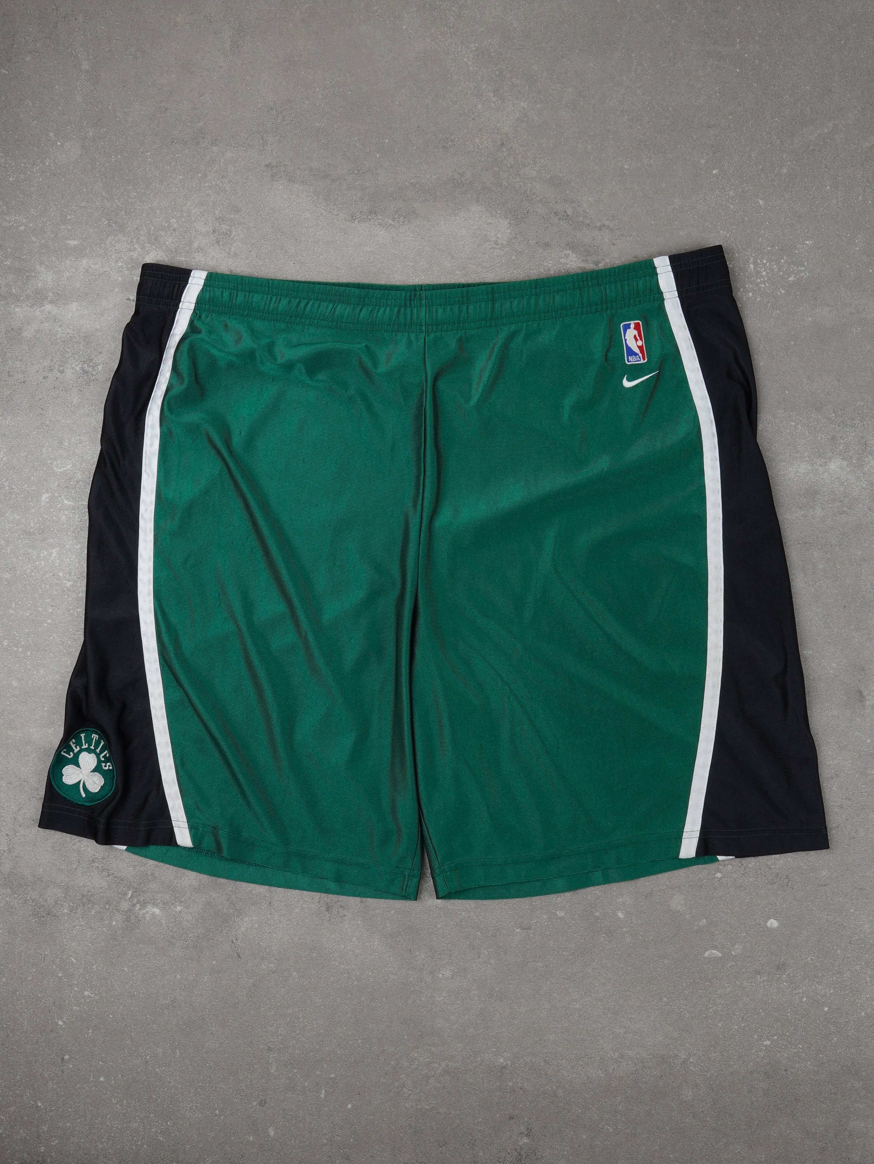 Vintage 2000s Nike NBA Boston Celtics Sport Shorts - 2XL