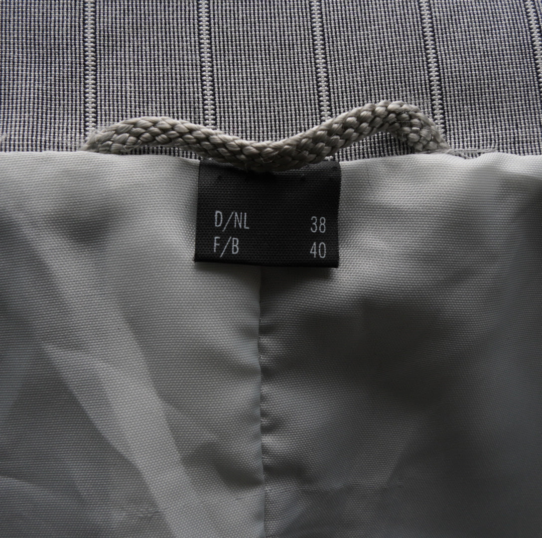 Second Hand Damen Mantel - M, Grau, Größe M, Damen, Zustand Sehr Gut, Preis 5€ – Etikett