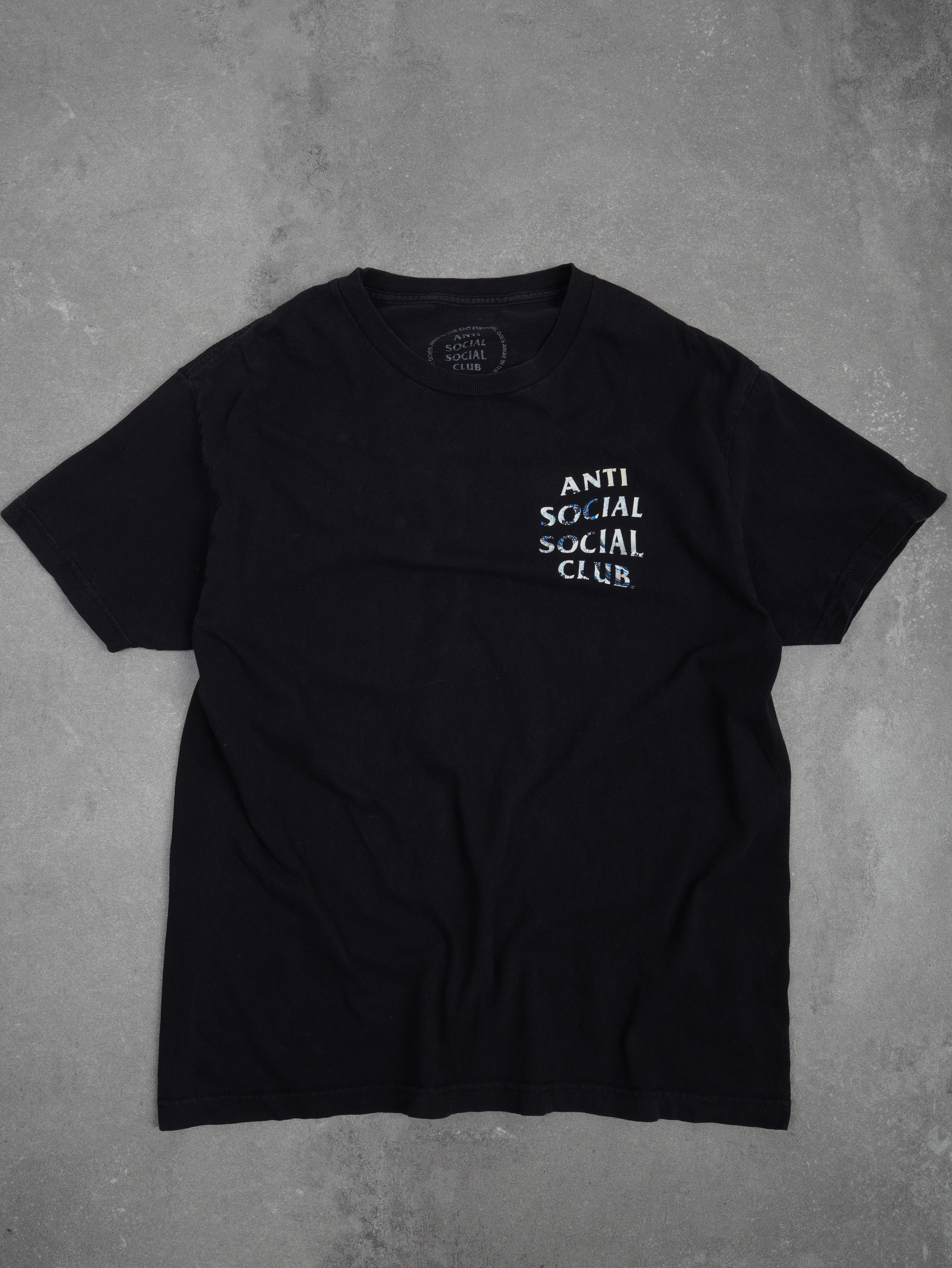 Anti Social Social Club Vintage Anti Social Social Club T-Shirt - L, Schwarz, Größe L, unisex, Zustand Gut, Preis 39.95€ – Vorderansicht