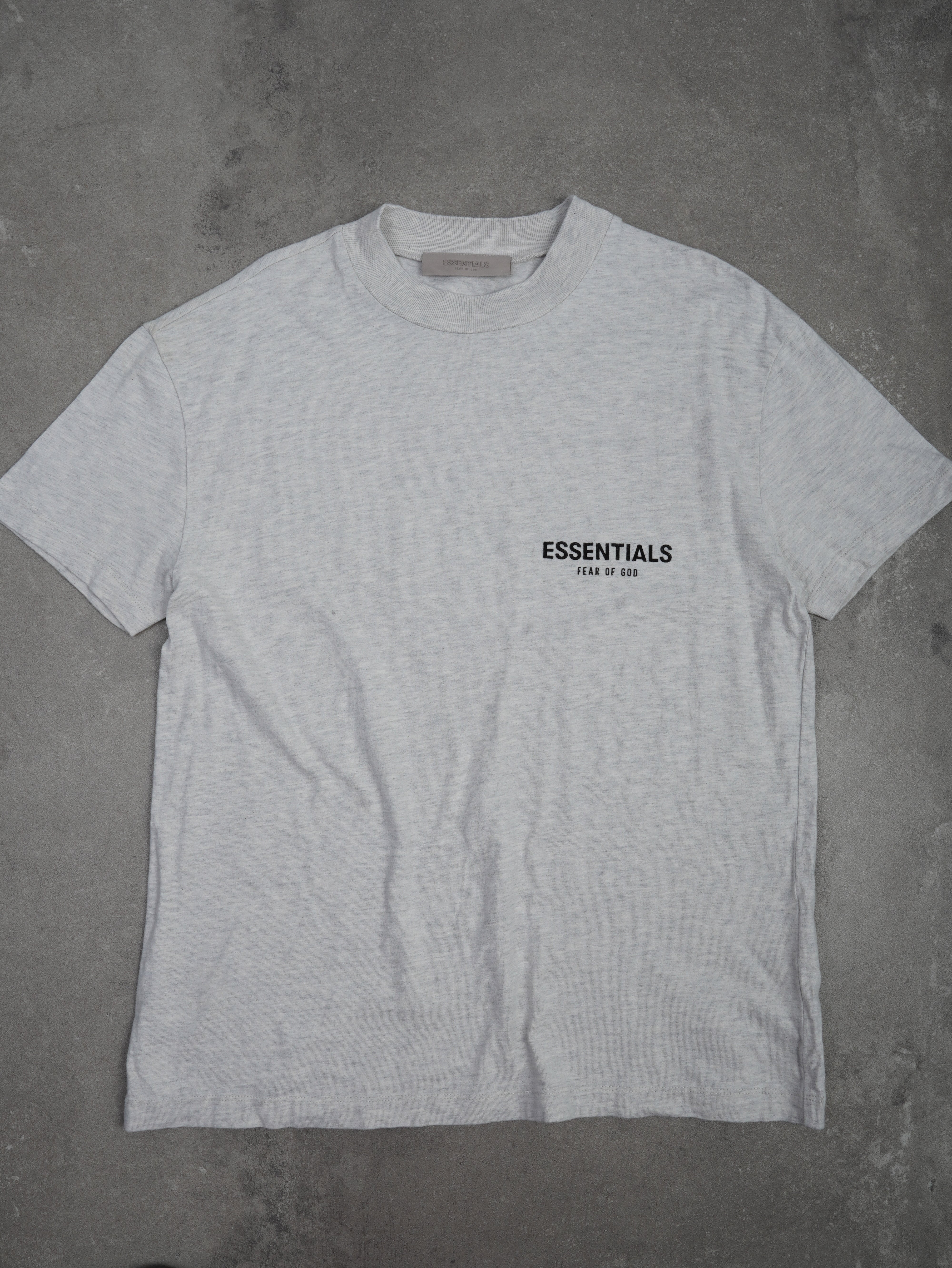 Essentials Vintage Essentials Fear of God T-Shirt - XS, Grau, Größe XS, unisex, Zustand Sehr gut, Preis 34.95€ – Vorderansicht