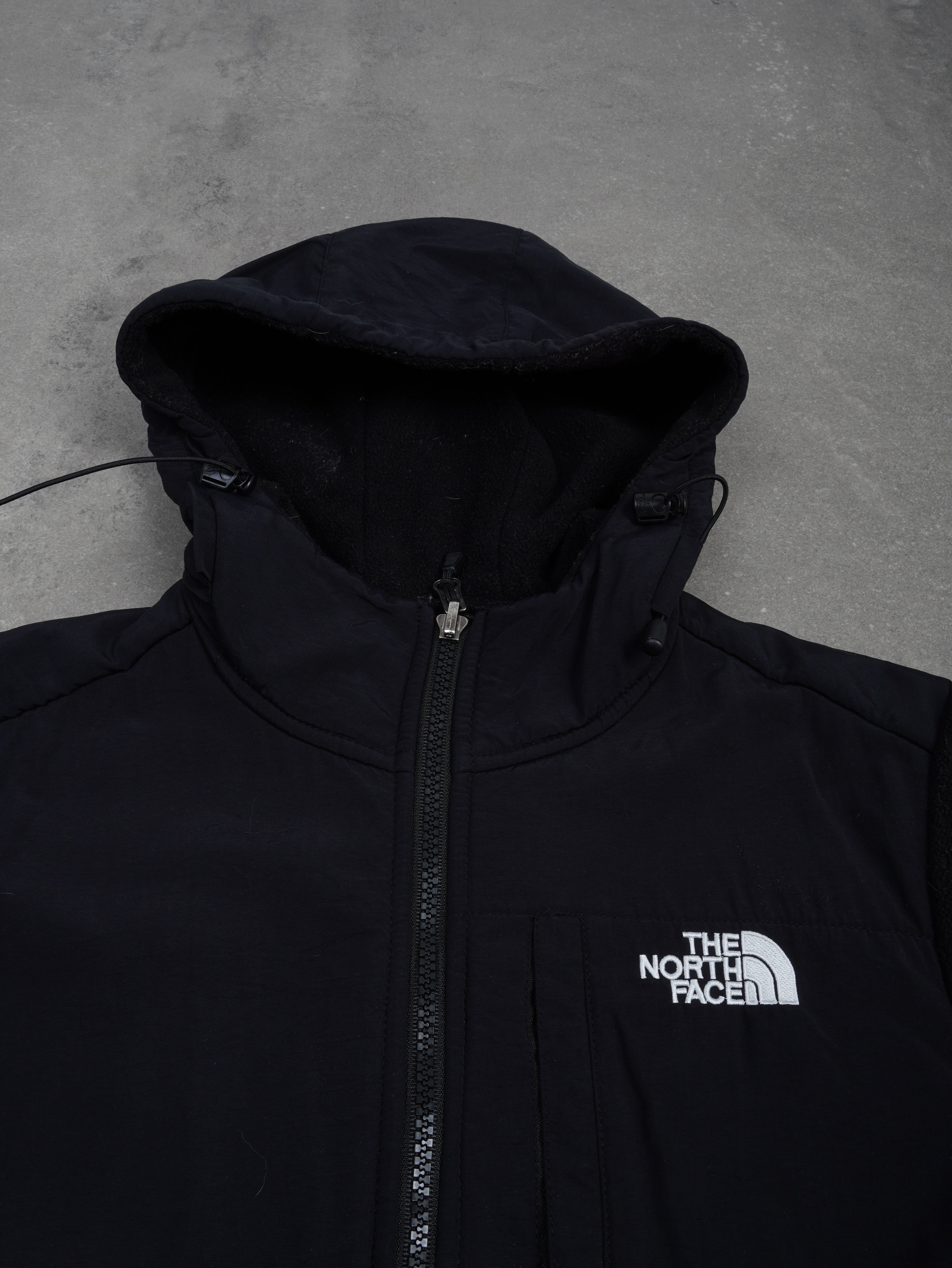 The North Face Vintage The North Face Denali Fleecejacke - M, Schwarz, Größe M, unisex, Zustand Gut, Preis 59.95€ – Rückansicht