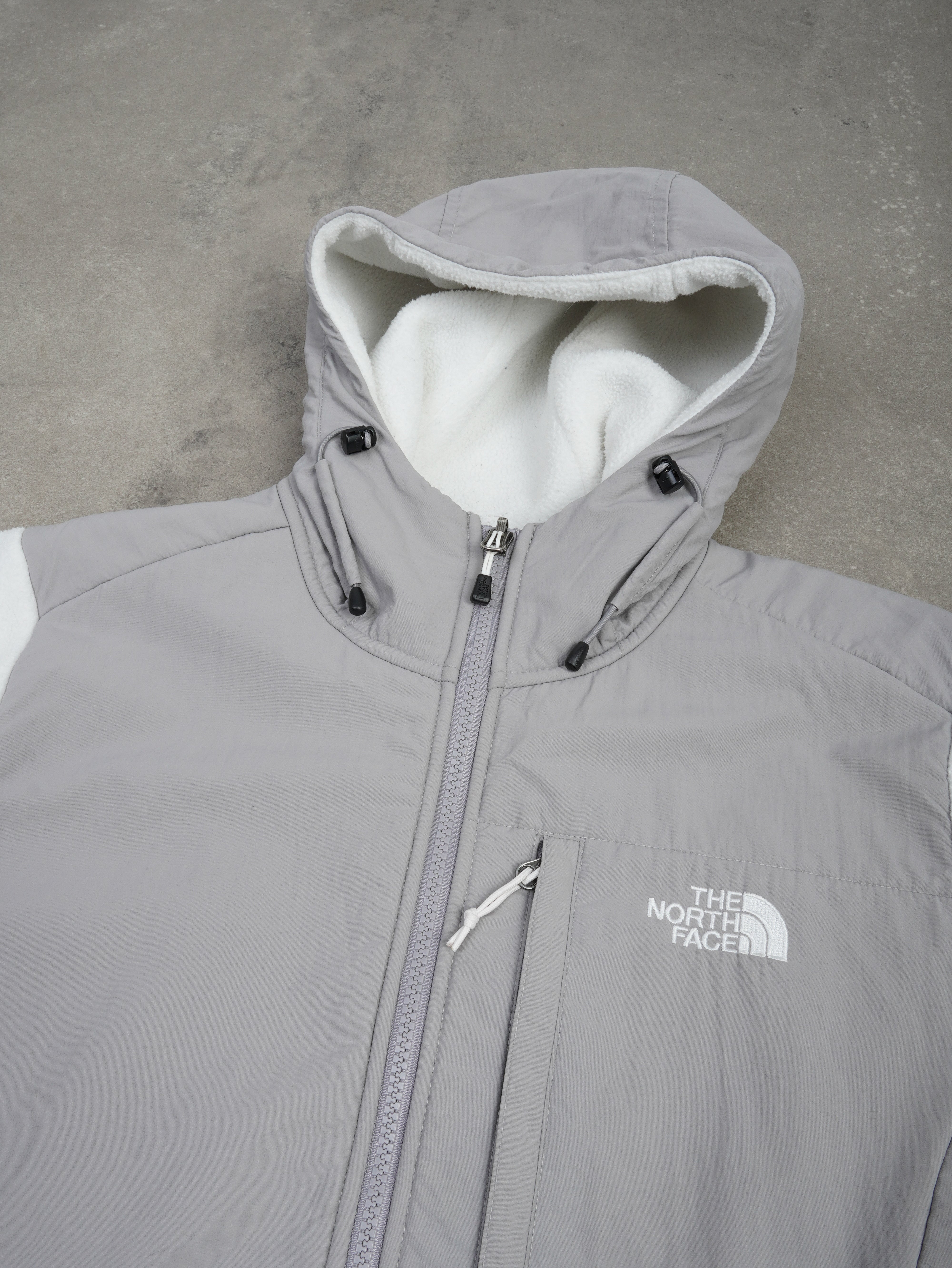 The North Face Vintage The North Face Denali Fleecejacke - L, Weiß, Größe L, unisex, Zustand Sehr gut, Preis 69.95€ – Rückansicht