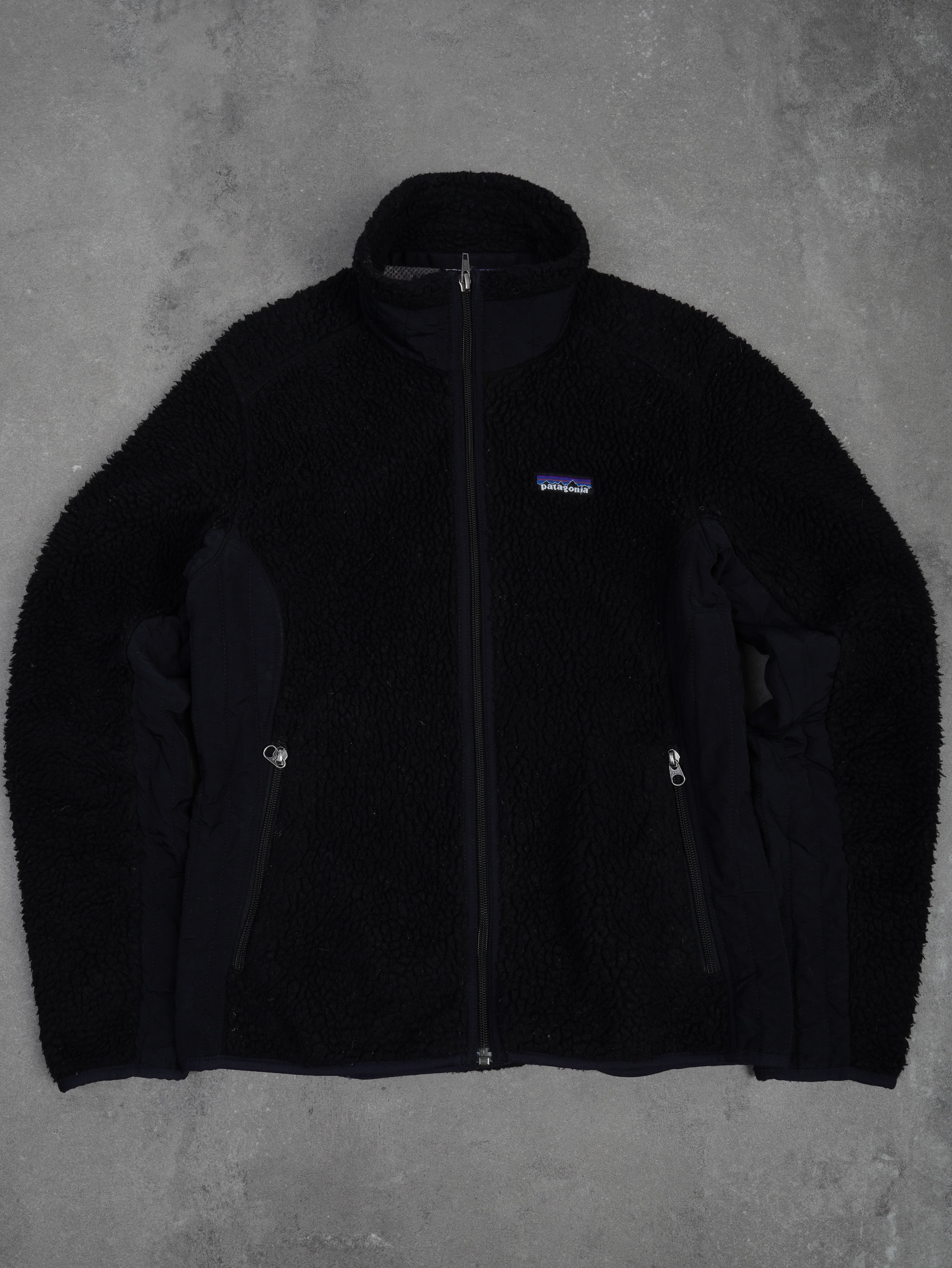 Patagonia Vintage Patagonia Teddy Fleece Jacke - M, Schwarz, Größe M, unisex, Zustand Sehr gut, Preis 99.95€ – Vorderansicht